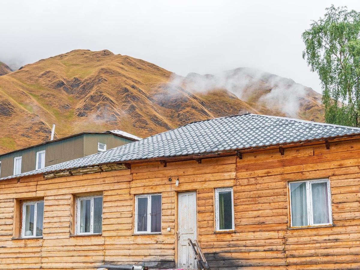 Baia Hotel Ushguli Esterno foto